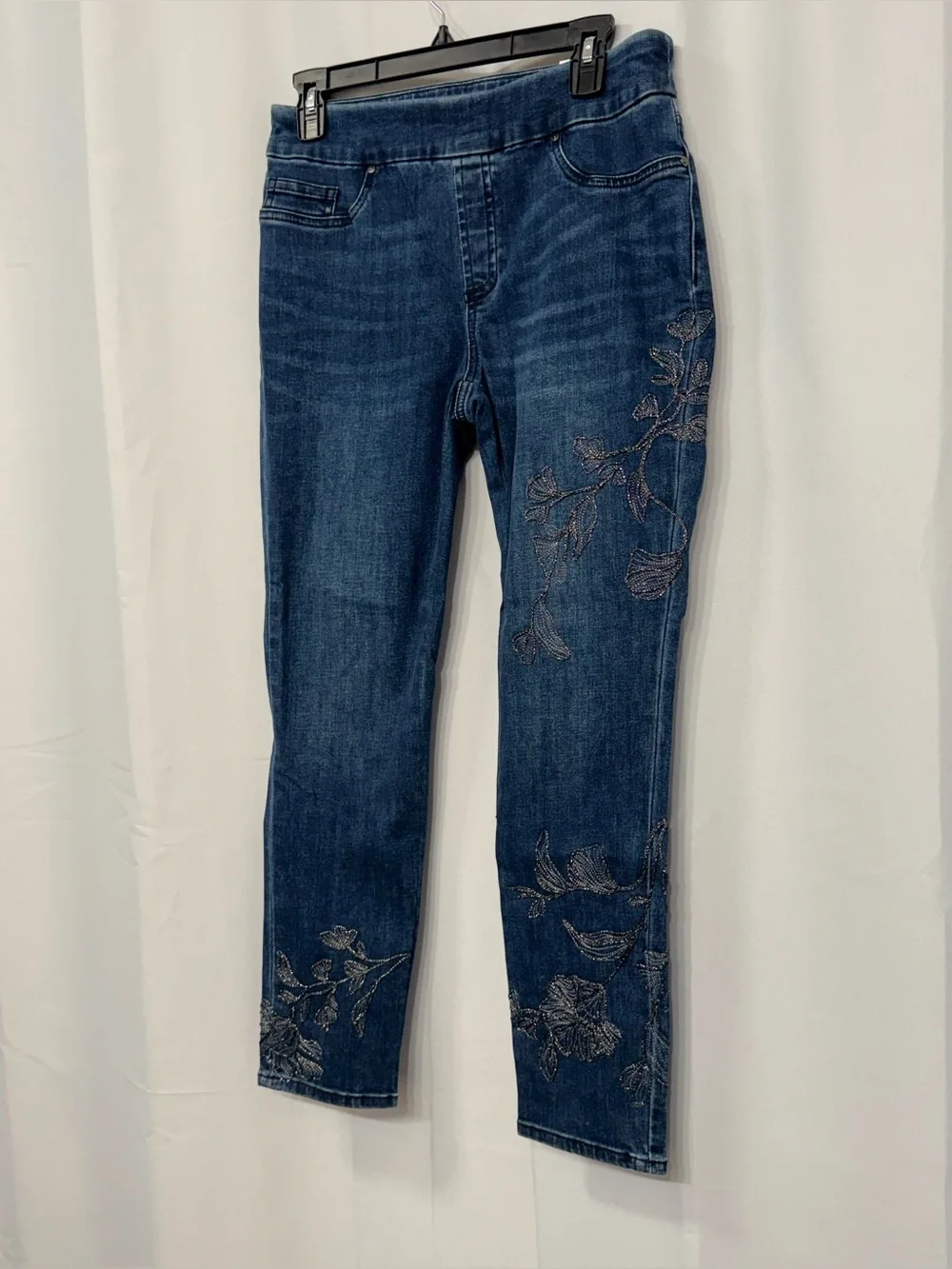 Chico’s Women’s Blue Embroidered Pull On Stretch Comfort Ankle Denim Jeggings 4R